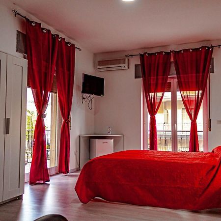 Bed End Breakfast Mediterraneo Scalea Exterior foto